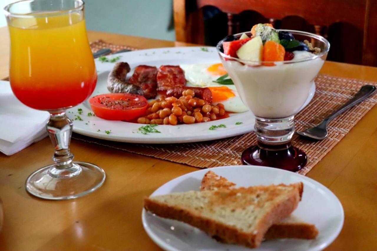 오쇼른 Adley House B&B 외부 사진
